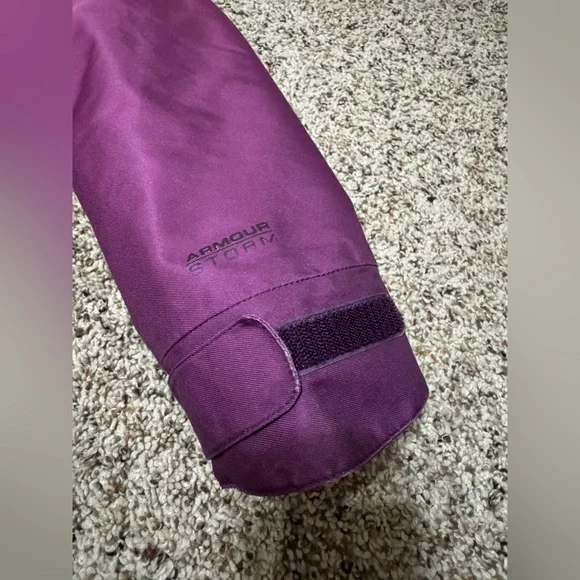 Under Armour Pink to Plum Ombre Hooded ski coat - Picture 6 of 6